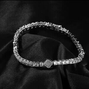 Silver clover Shaped Bracelet 7inch